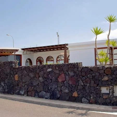 Oasis * Tías